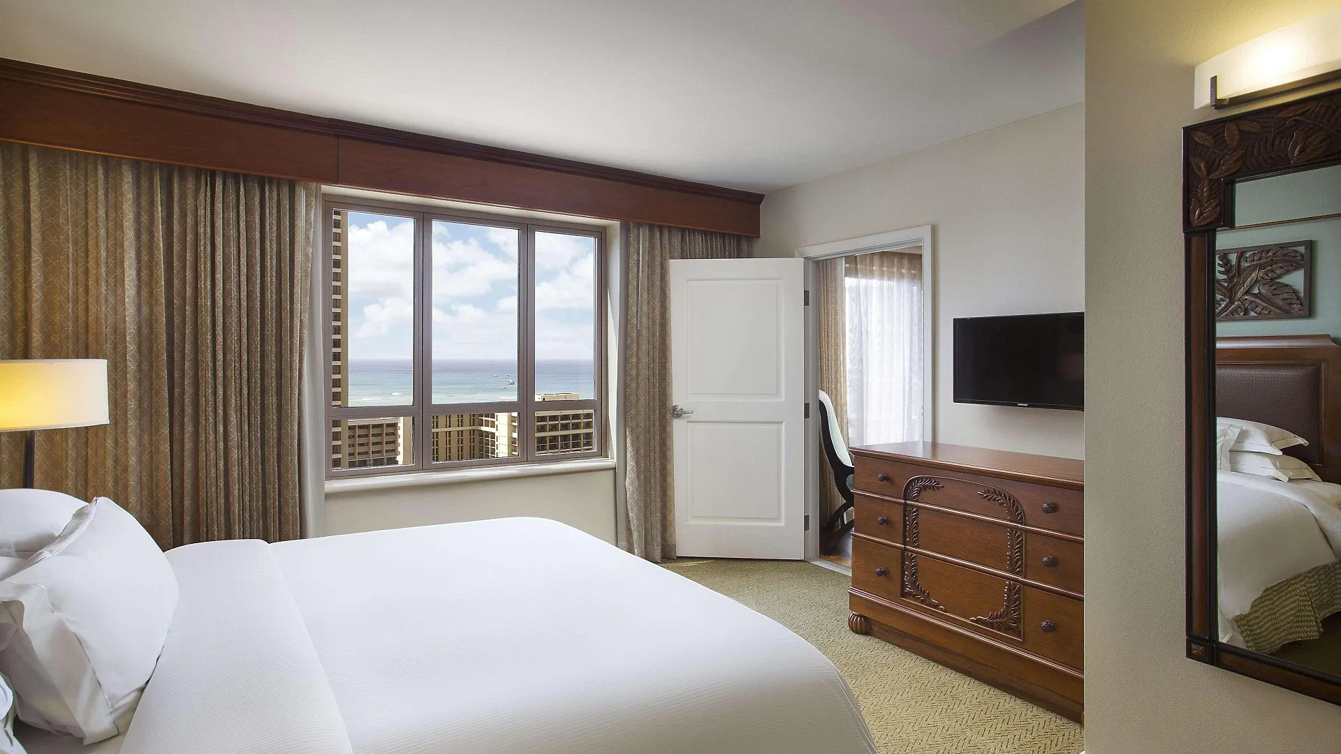 Resort Hilton Grand Vacations Club Grand Waikikian Honolulu Hotel