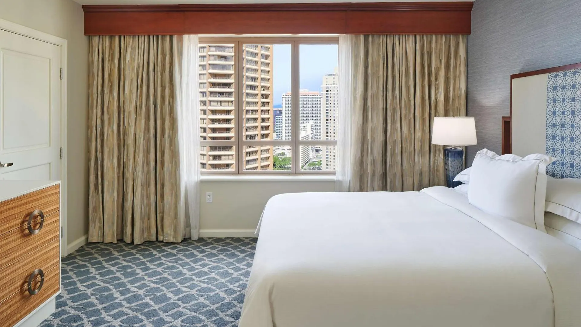 Hilton Grand Vacations Club Grand Waikikian Honolulu Hotel 3*,  United States