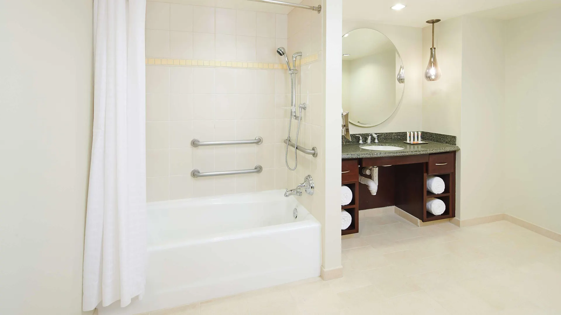 Resort Hilton Grand Vacations Club Grand Waikikian Honolulu Hotel