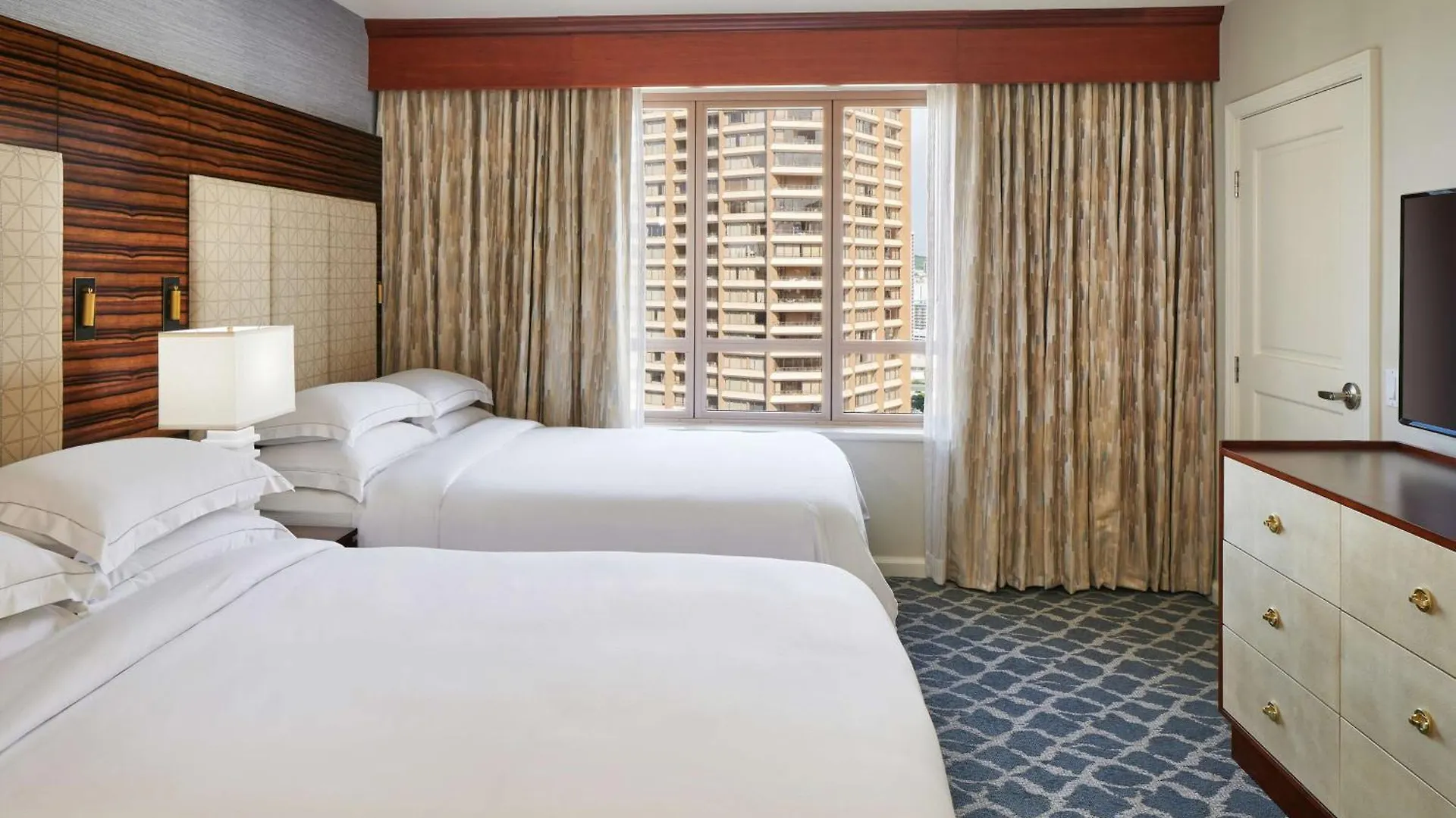 Resort Hilton Grand Vacations Club Grand Waikikian Honolulu Hotel