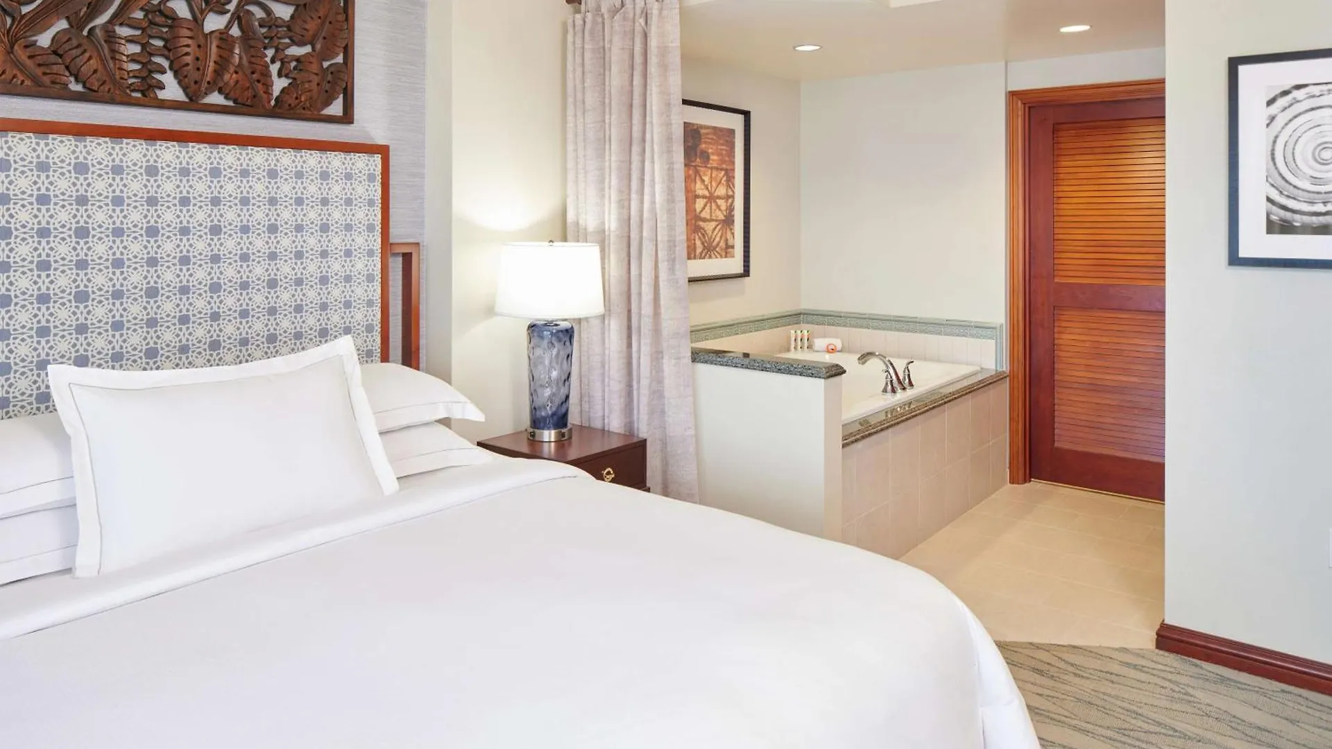 Resort Hilton Grand Vacations Club Grand Waikikian Honolulu Hotel